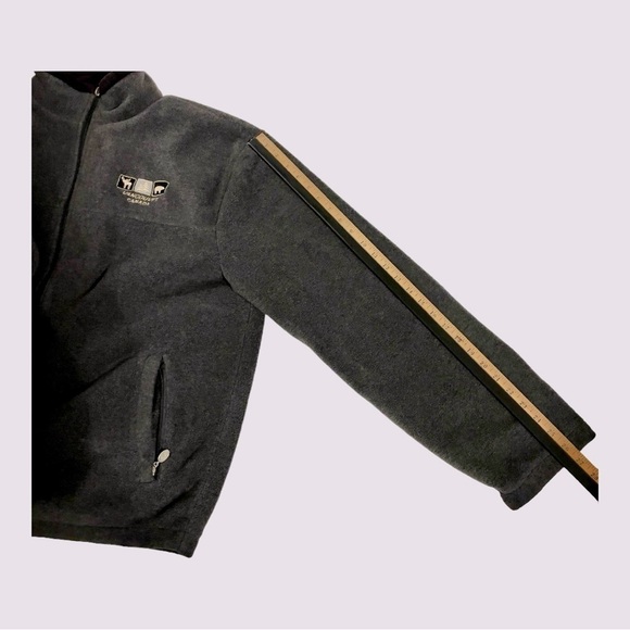 Vintage Sea to Sky
Sportswear Vancouver, Canada
 Dark  Gray Fleece Size … - Picture 13 of 16